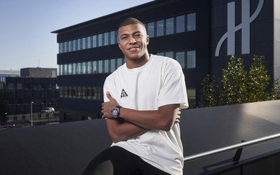 大象体育热议-恩佐直言伦敦天气难以适应